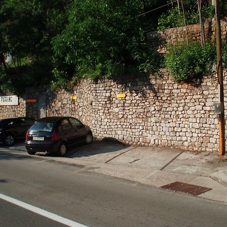 Apartments And Rooms Deskovic Mošćenička Draga Екстериор снимка