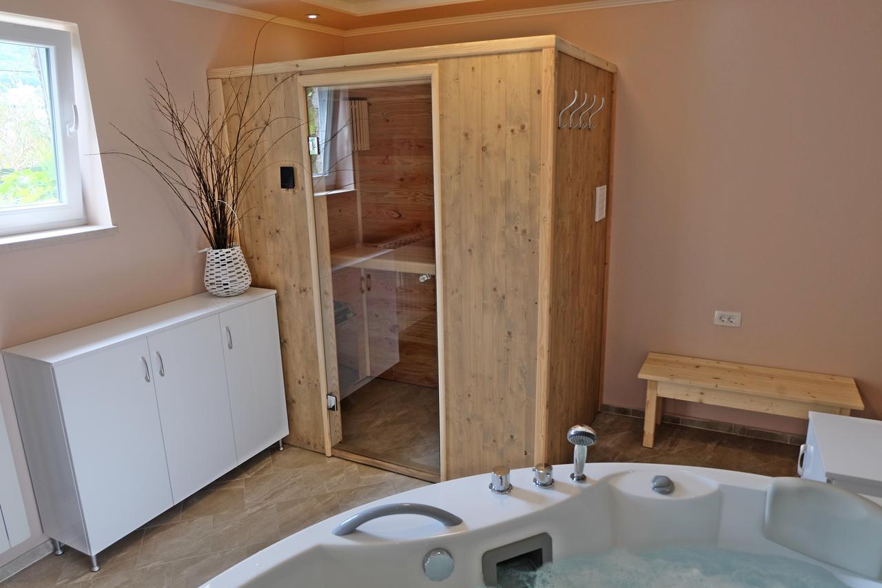 Apartments And Rooms Deskovic Mošćenička Draga Екстериор снимка