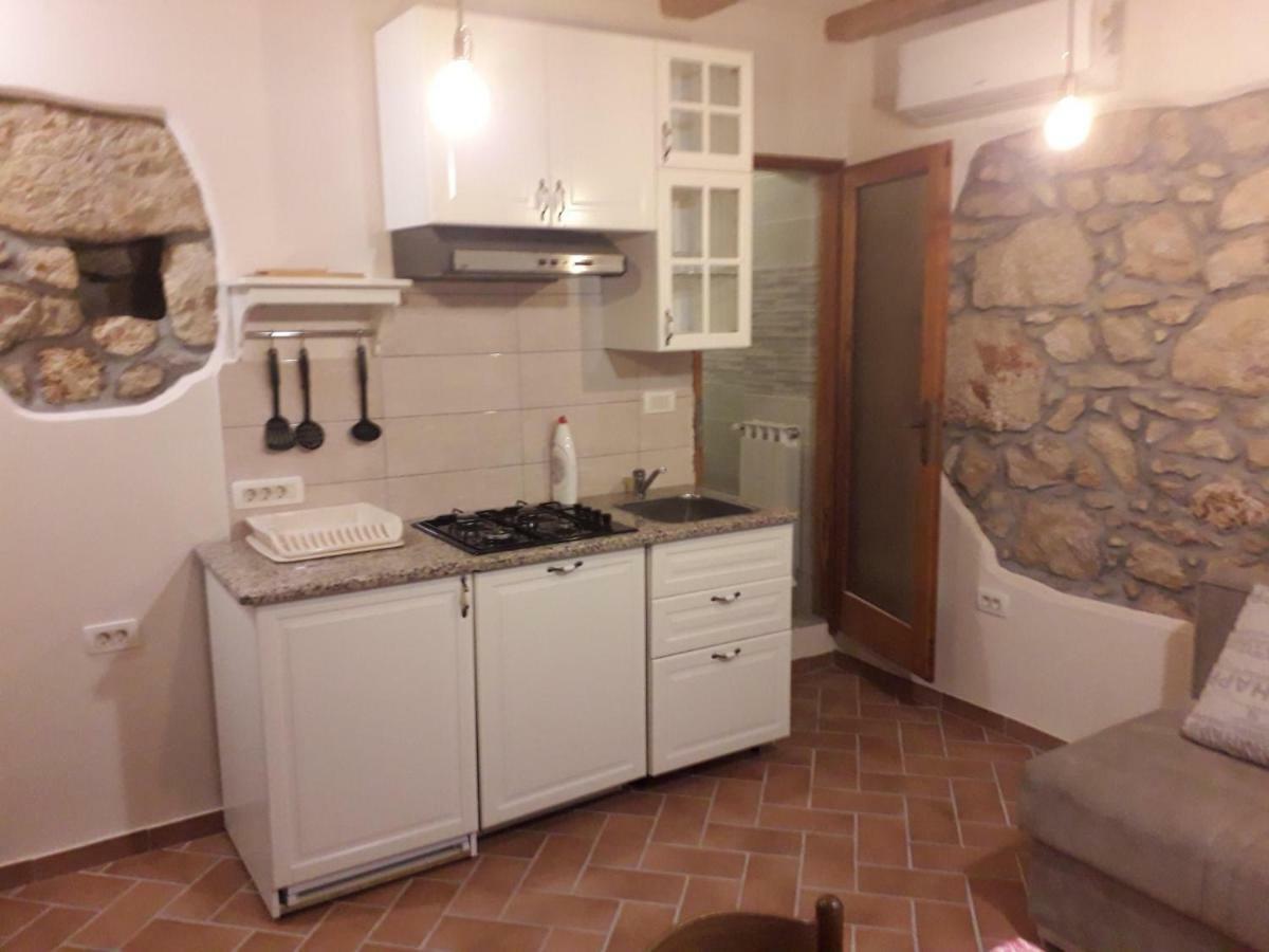 Apartments And Rooms Deskovic Mošćenička Draga Екстериор снимка